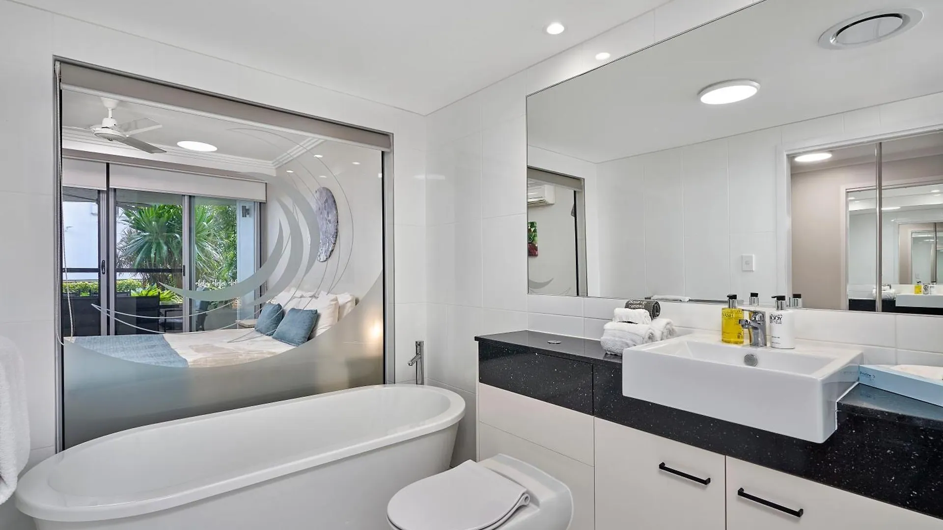 Vision Apartments Cairns Avustralya